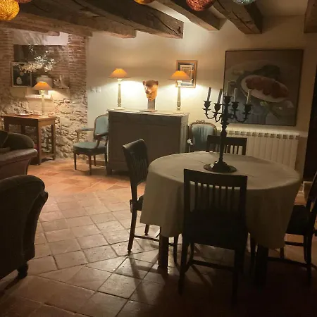 Holiday home Le Clos Du Benestar *